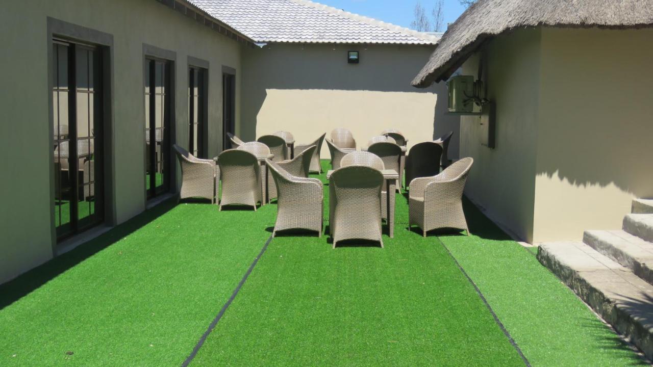 Dwaleni Farm Lodge Matsapha Экстерьер фото