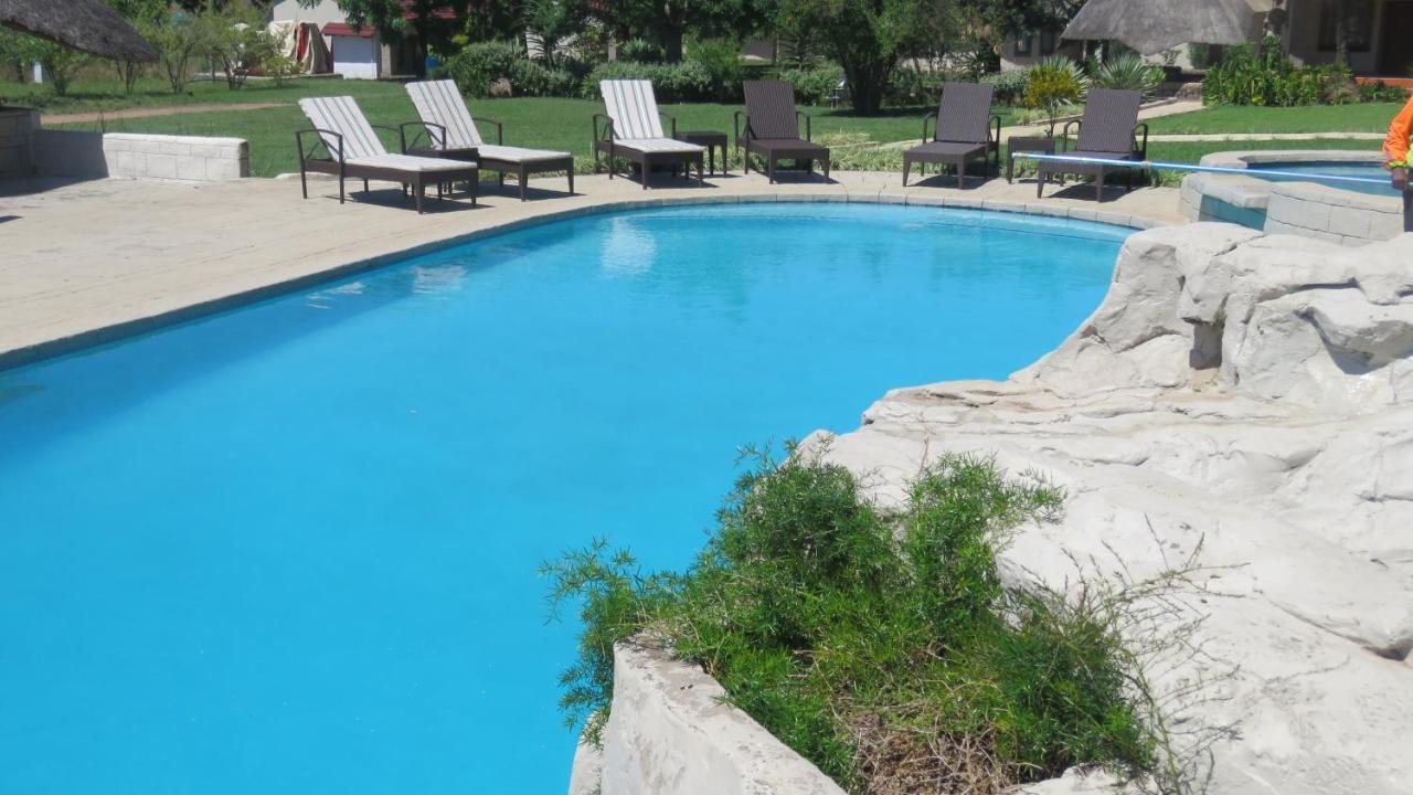 Dwaleni Farm Lodge Matsapha Экстерьер фото
