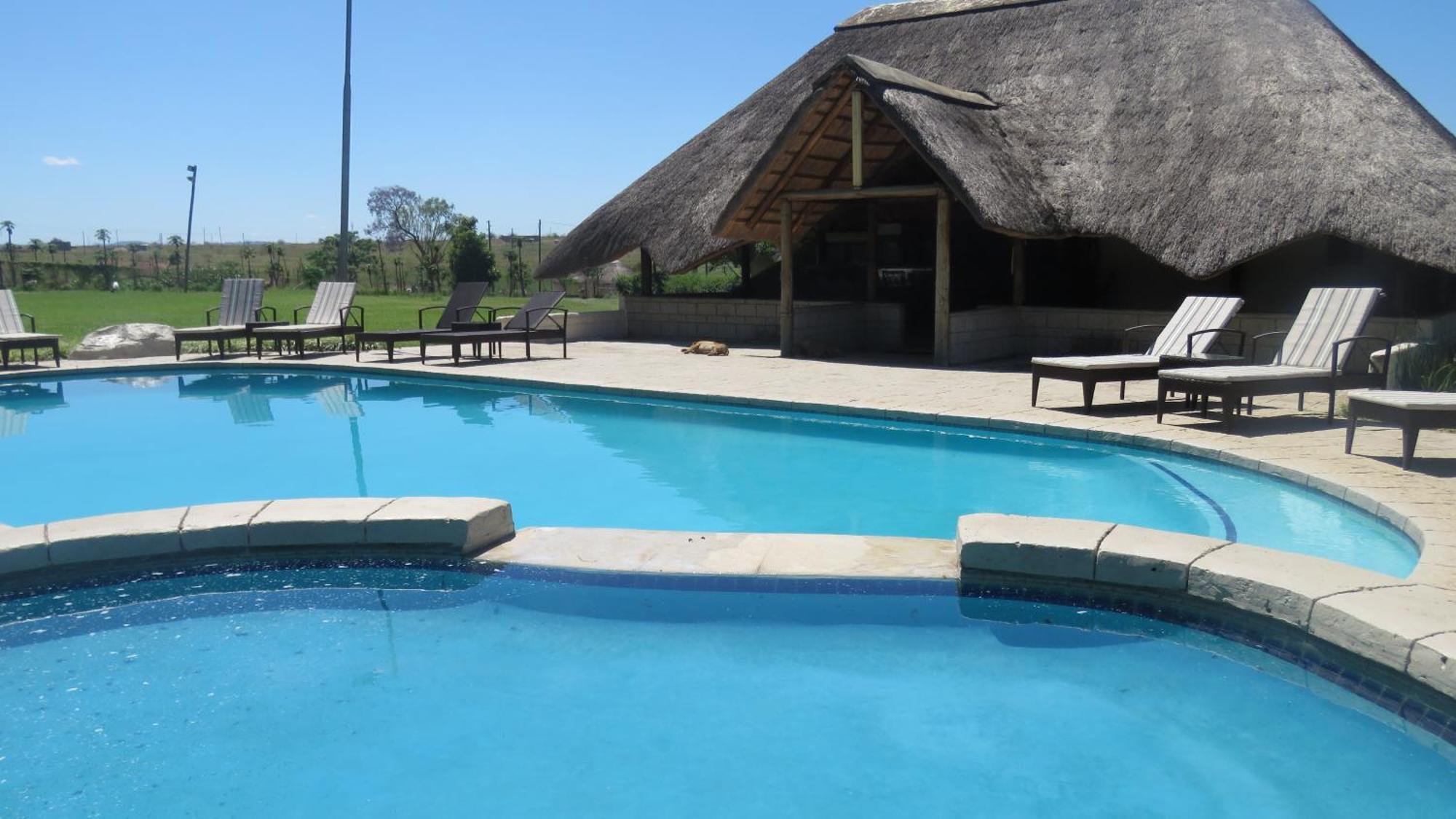 Dwaleni Farm Lodge Matsapha Экстерьер фото