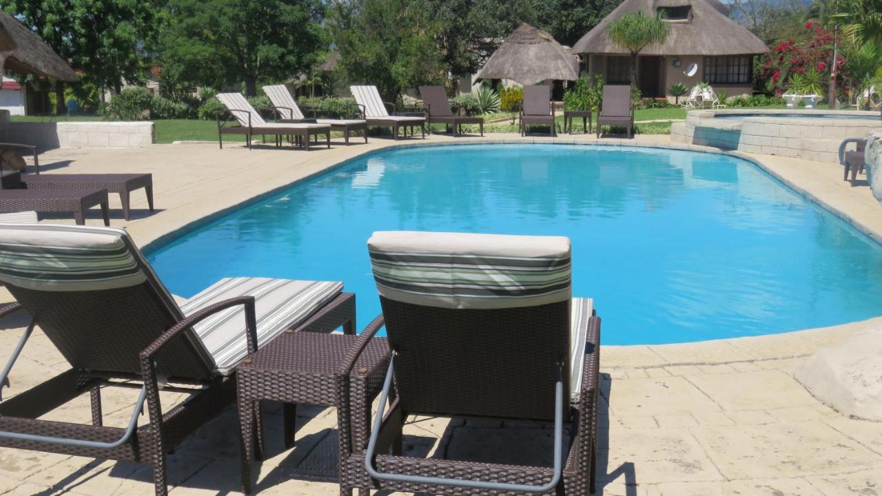 Dwaleni Farm Lodge Matsapha Экстерьер фото