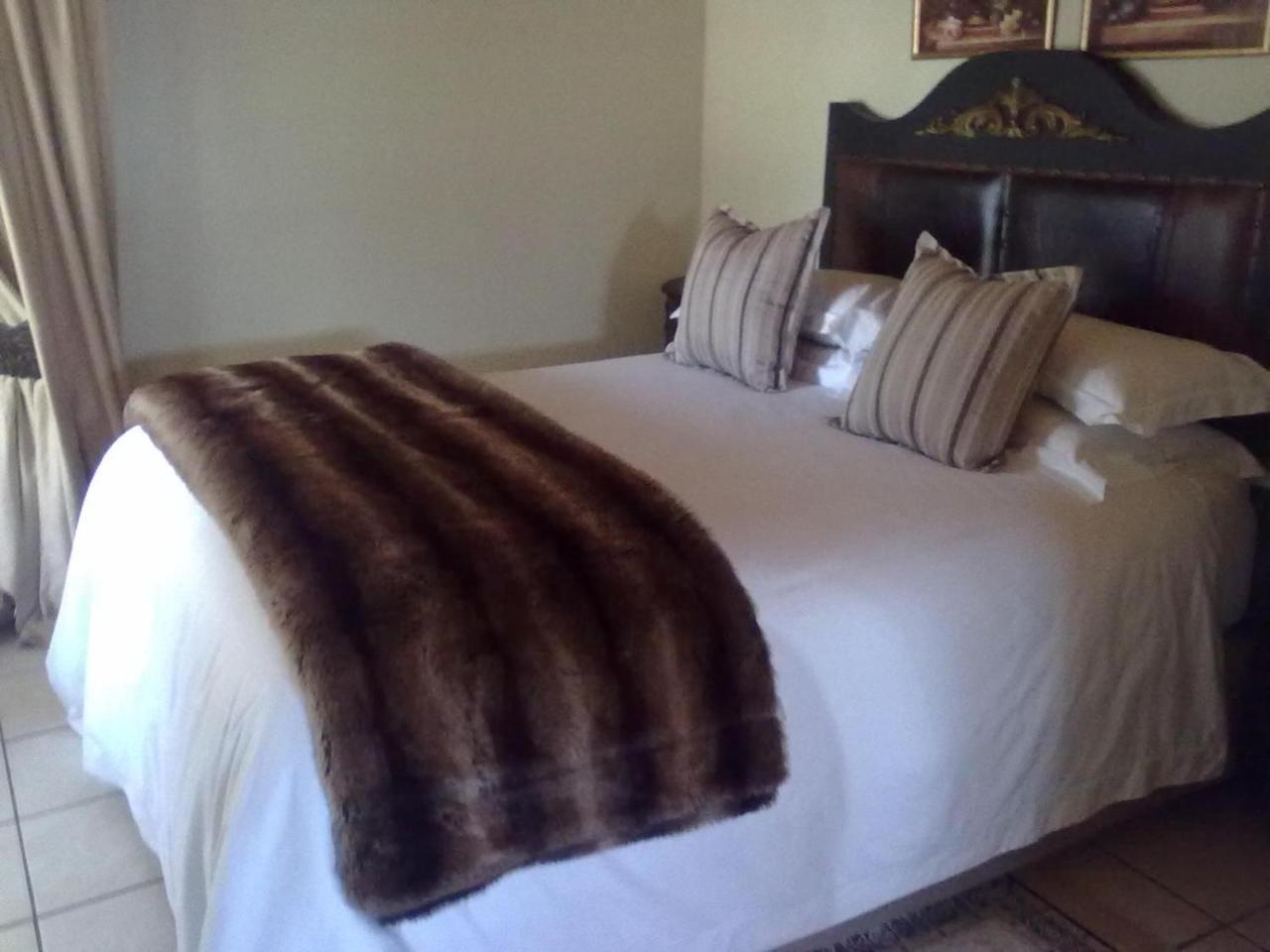 Dwaleni Farm Lodge Matsapha Экстерьер фото